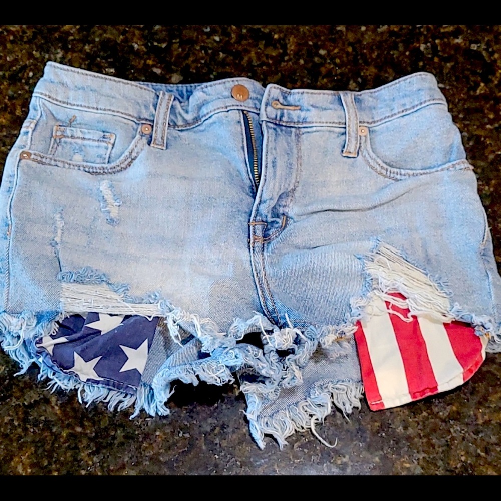 Mossimo American flag shorts size 6/28 super strech High rise Short.